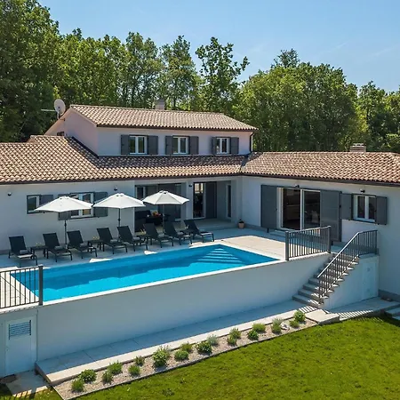 Holiday home Aurora Labin