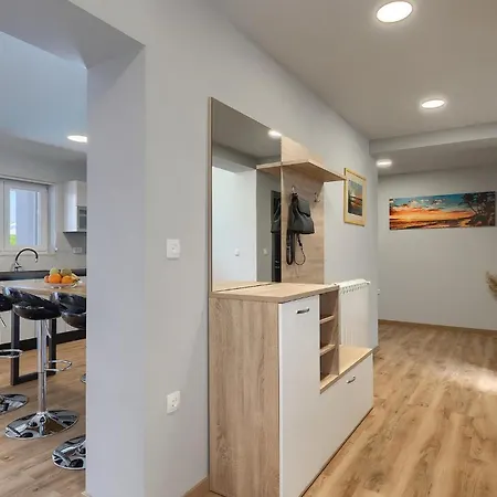 Aurora Labin Prázdninový dům